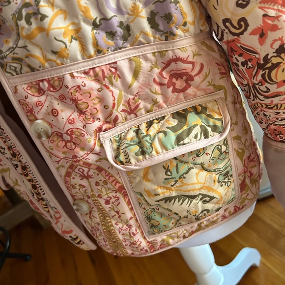 Floral Quilted Women's Jacket - Picture 3 of 5